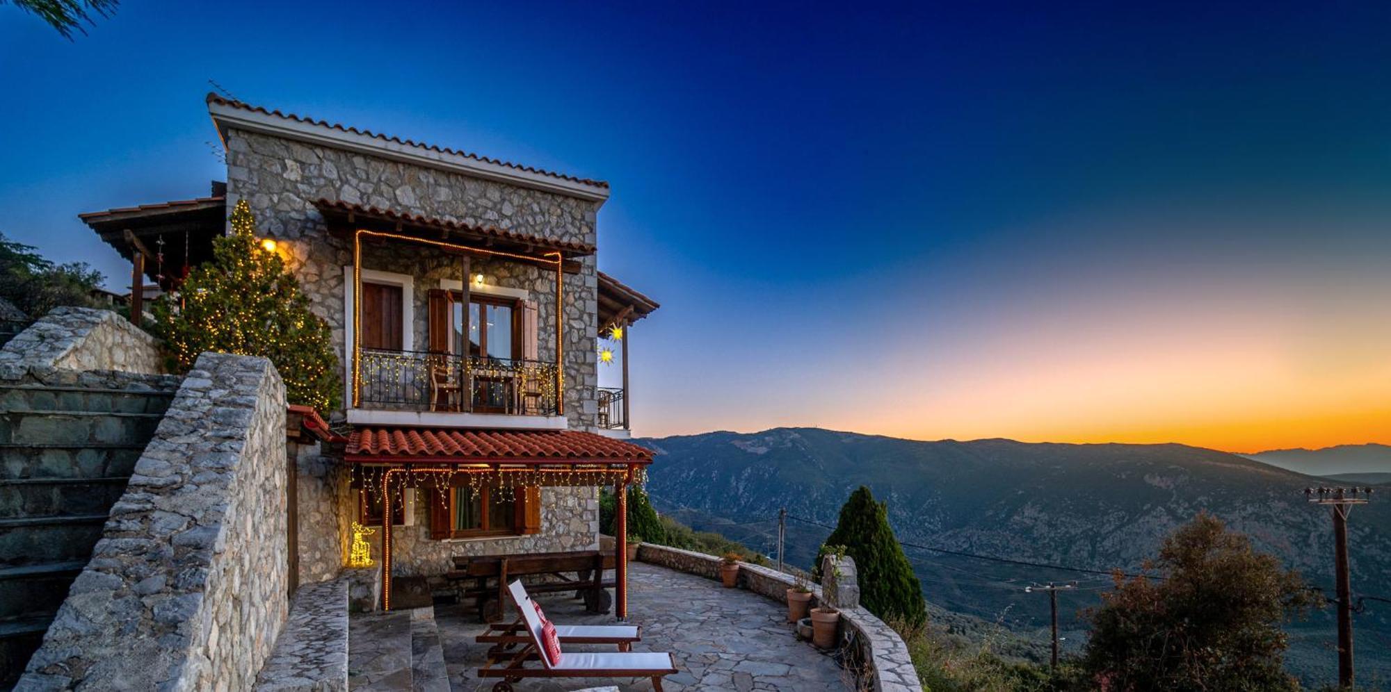 Rock Dandy Deluxe Chalet In Arachova - Delphi, Sauna, Prv Parking, Amazing View Exterior foto