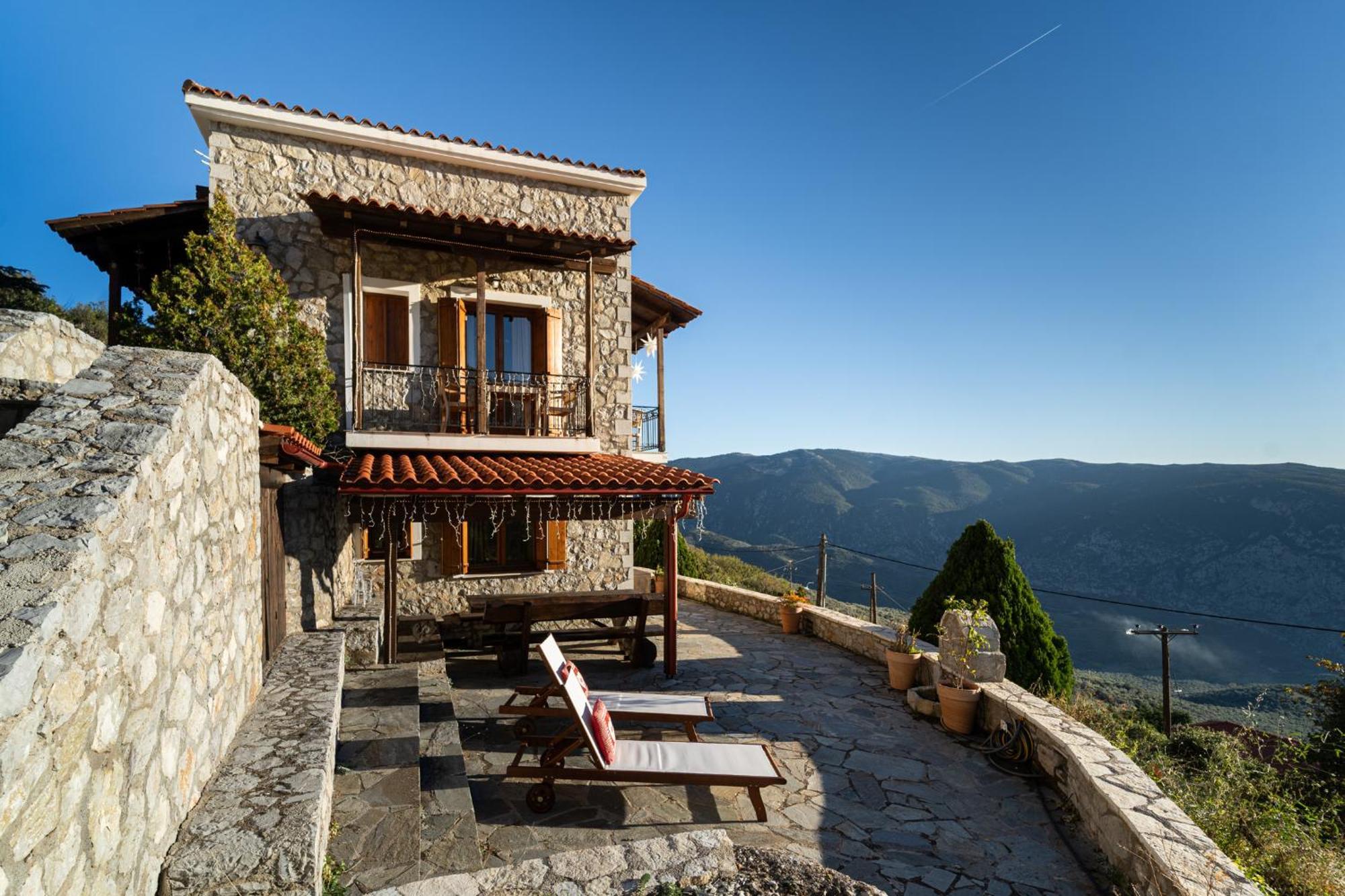 Rock Dandy Deluxe Chalet In Arachova - Delphi, Sauna, Prv Parking, Amazing View Exterior foto