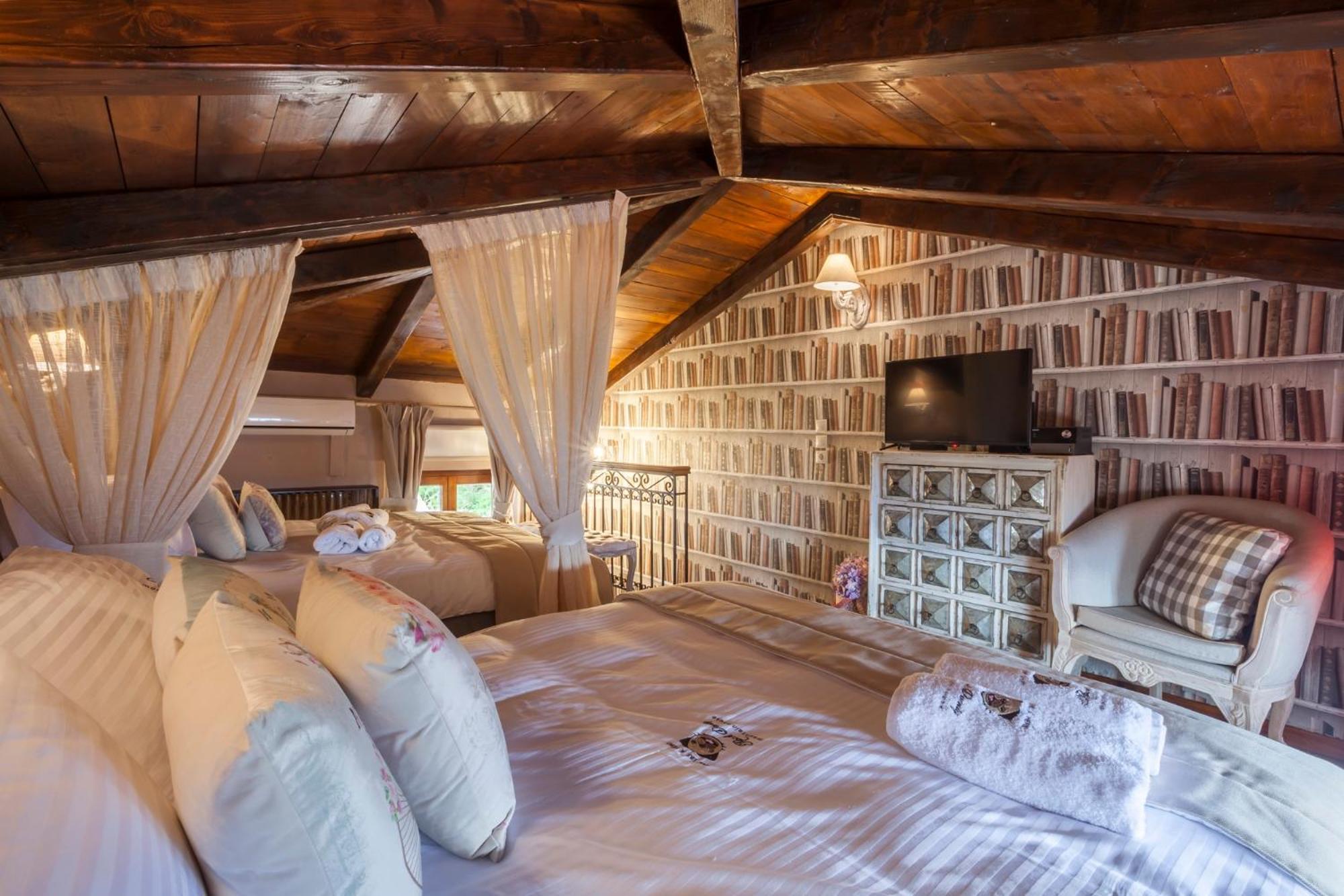 Rock Dandy Deluxe Chalet In Arachova - Delphi, Sauna, Prv Parking, Amazing View Exterior foto